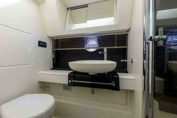 TREASUREX 58ft Azimut Yacht For Sale