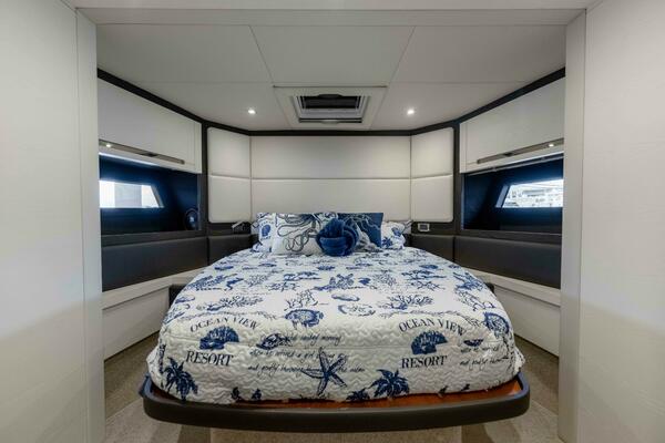 TREASUREX 58ft Azimut Yacht For Sale