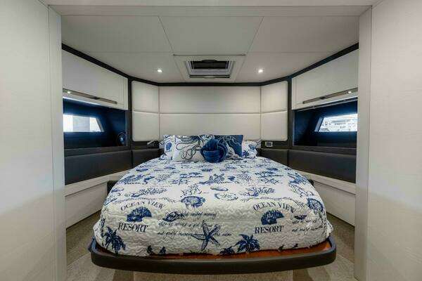 Azimut 55S Lithium Yacht For Sale