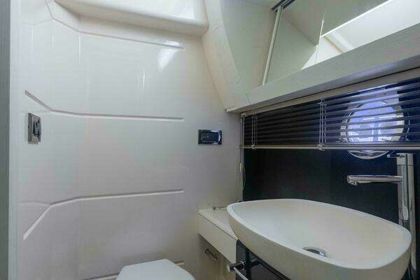 Azimut 55S Lithium Yacht For Sale