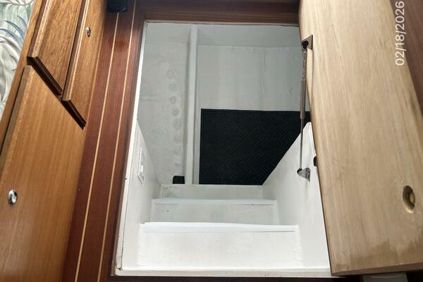 37' Great Harbour commissary access