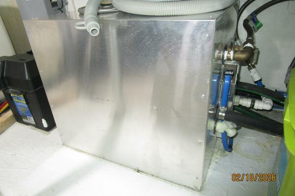 37' Great Harbour water heater