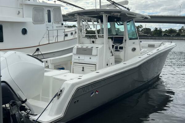 34ft Caymas Yacht For Sale