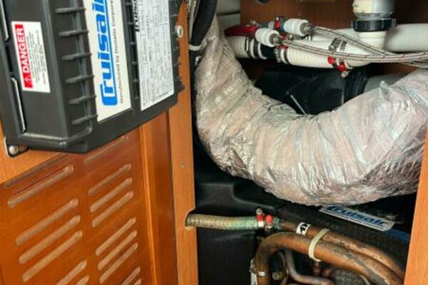 Irie Life 34ft Beneteau Yacht For Sale