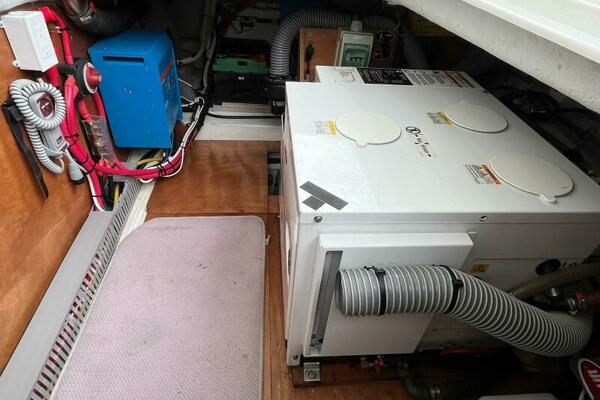 Irie Life 34ft Beneteau Yacht For Sale