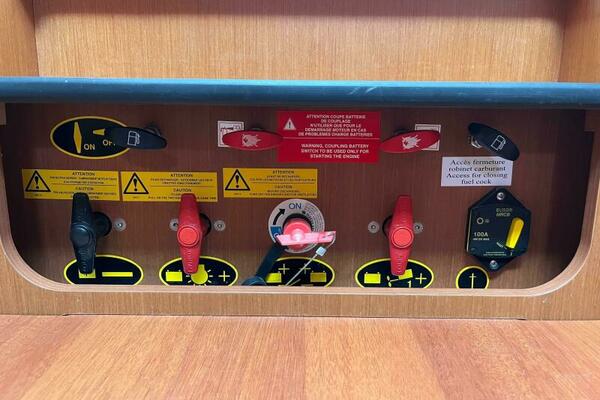 Irie Life 34ft Beneteau Yacht For Sale