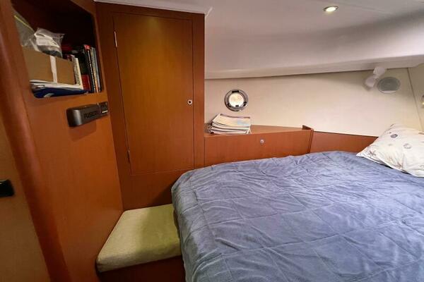 Irie Life 34ft Beneteau Yacht For Sale