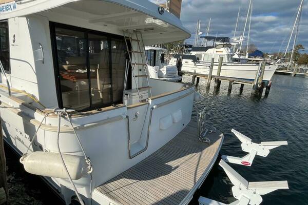 Irie Life 34ft Beneteau Yacht For Sale