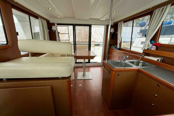 Irie Life 34ft Beneteau Yacht For Sale