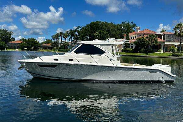 32-ft-Pursuit-2019-325 OS-Jacksonville Florida United States yacht for sale