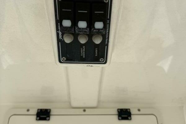 23ft NauticStar Yacht For Sale