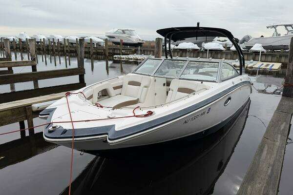 Photo of the 2016 Chaparral 264 Sunsesta