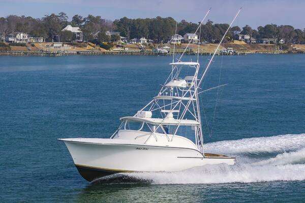 Custom Carolina 40 Layton Express Yacht For Sale
