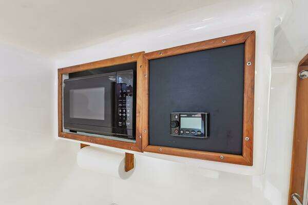 Custom Carolina 40 Layton Express Yacht For Sale