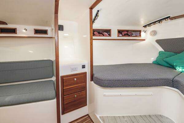 Custom Carolina 40 Layton Express Yacht For Sale