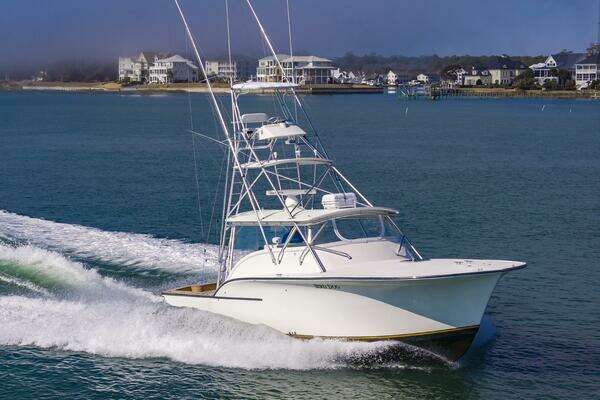 Custom Carolina 40 Layton Express Yacht For Sale