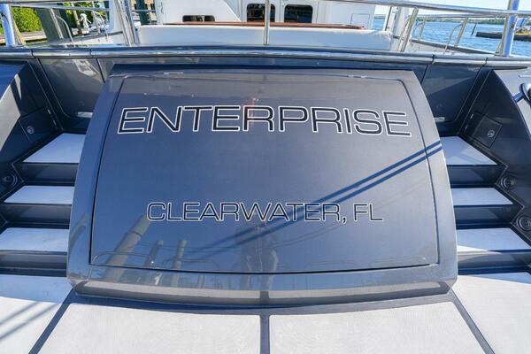  Transom Facing Forward