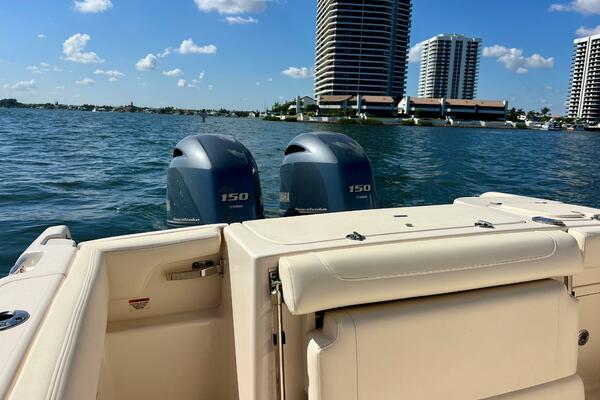 24ft Grady White Yacht For Sale