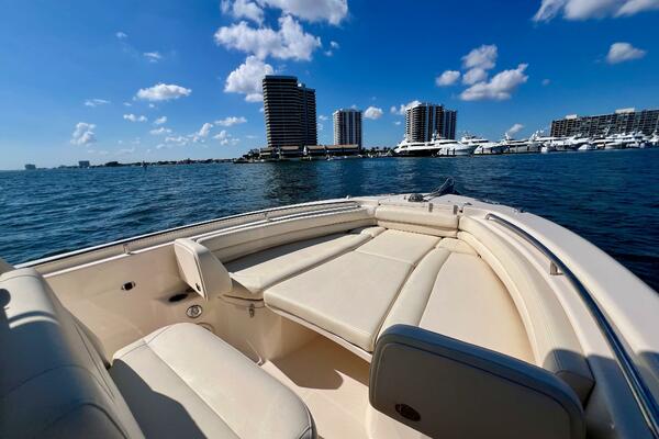 24ft Grady White Yacht For Sale