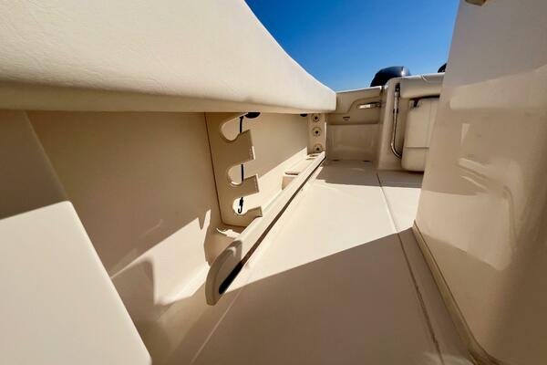 24ft Grady White Yacht For Sale