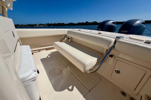 24ft Grady White Yacht For Sale