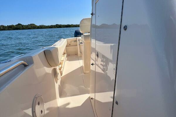 24ft Grady White Yacht For Sale