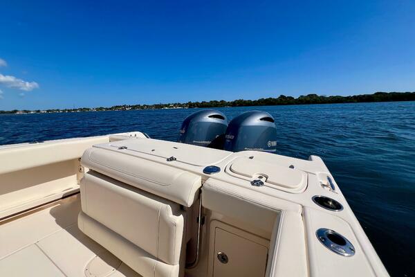 24ft Grady White Yacht For Sale