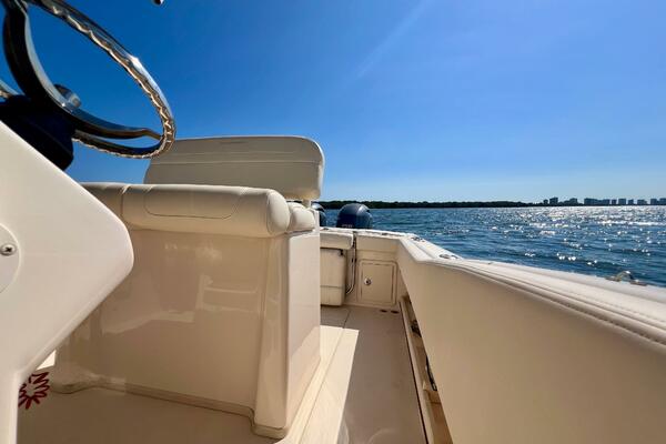 24ft Grady White Yacht For Sale