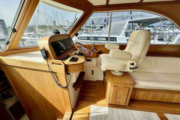 Legacy 36 Yacht For Sale