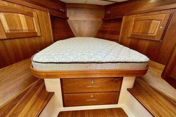 Legacy 36 Yacht For Sale