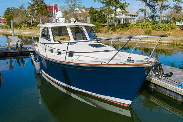 Photo of the 2018 Legacy 36 "Linda Lou"