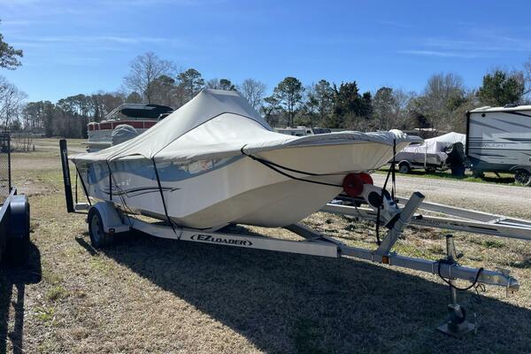 19ft Carolina Skiff Yacht For Sale