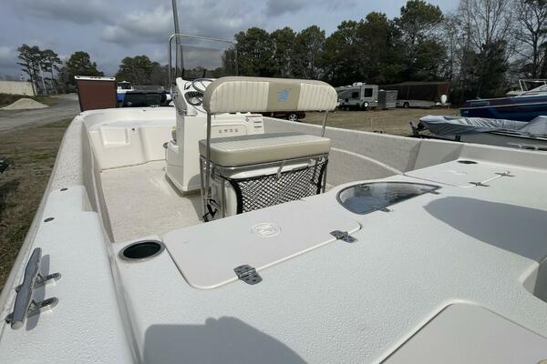 19ft Carolina Skiff Yacht For Sale