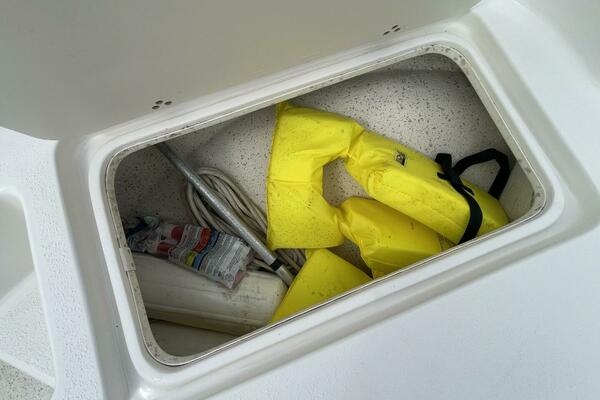 19ft Carolina Skiff Yacht For Sale