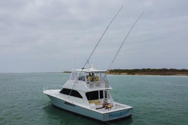 2005 Viking 52 Convertible 