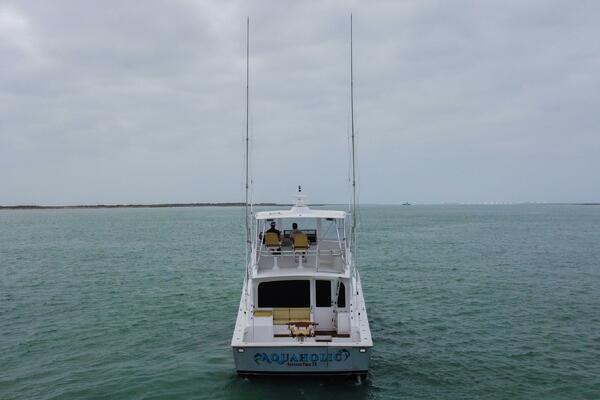 2005 Viking 52 Convertible 