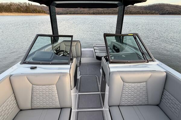 23ft Correct Craft Yacht For Sale