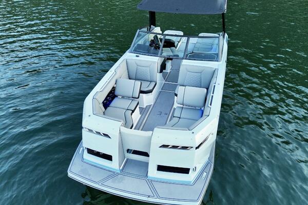 23ft Correct Craft Yacht For Sale