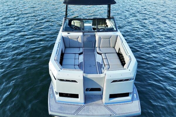 23ft Correct Craft Yacht For Sale