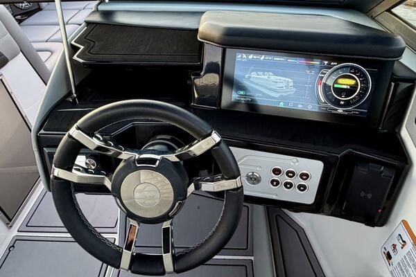 23ft Correct Craft Yacht For Sale