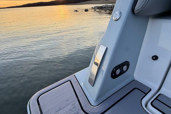 23ft Correct Craft Yacht For Sale