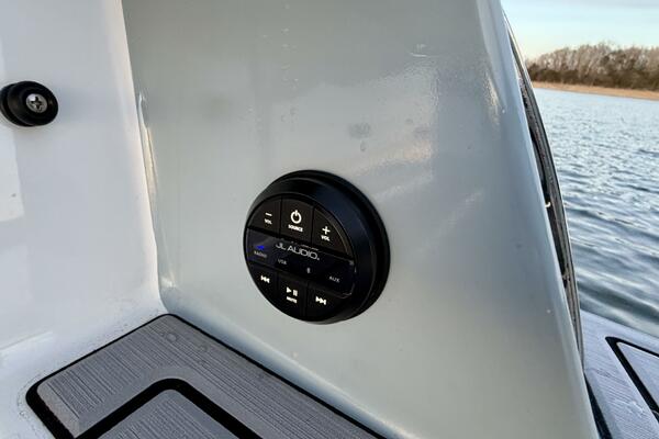 23ft Correct Craft Yacht For Sale