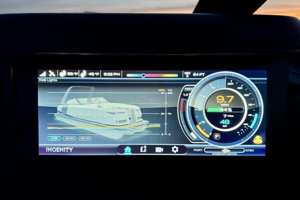 23ft Correct Craft Yacht For Sale