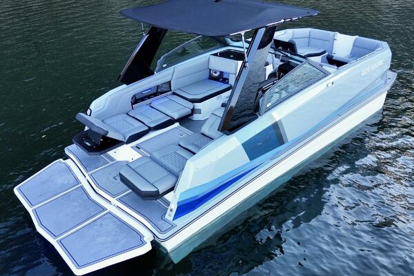 23ft Correct Craft Yacht For Sale