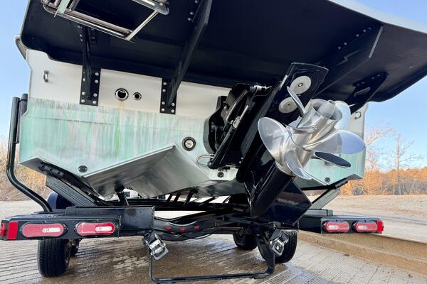 23ft Correct Craft Yacht For Sale