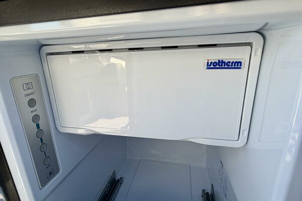 23ft Correct Craft Yacht For Sale