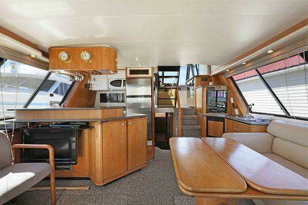 Bayliner 4788 Yacht For Sale