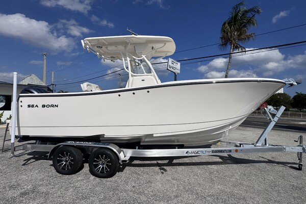 23ft Sea Born Yacht For Sale