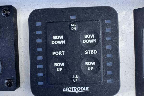 23ft Sea Born Yacht For Sale