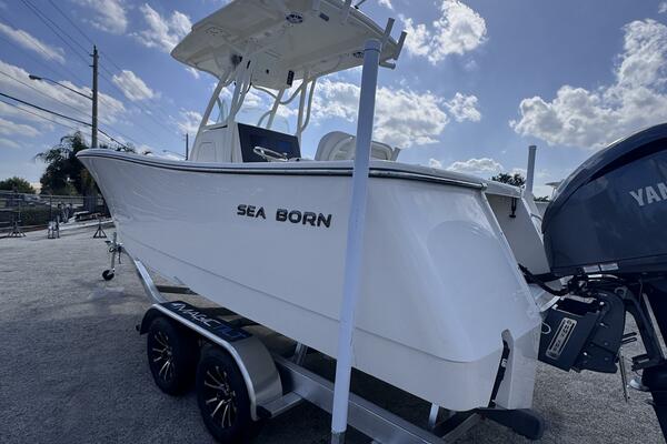 23ft Sea Born Yacht For Sale